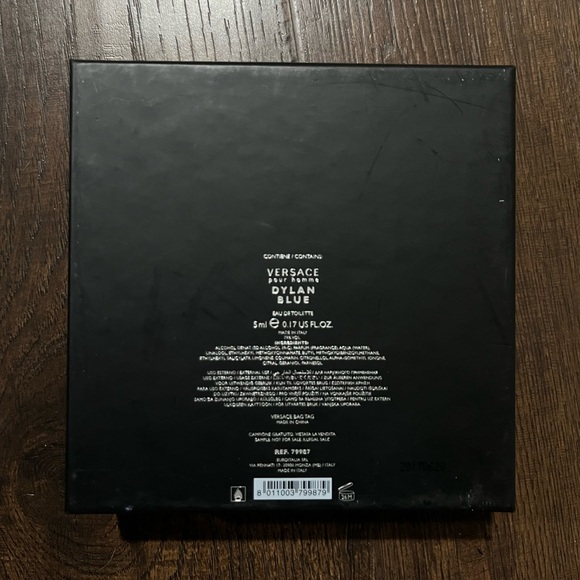 Versace Gift Set - Picture 5 of 5